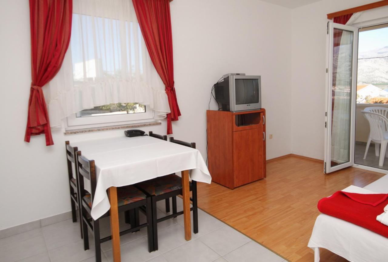 Apartments And Rooms By The Sea Vinjerac, Zadar - 3248 المظهر الخارجي الصورة